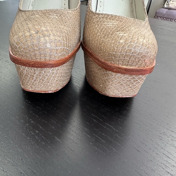 Size 38 - Picture 6 of 10